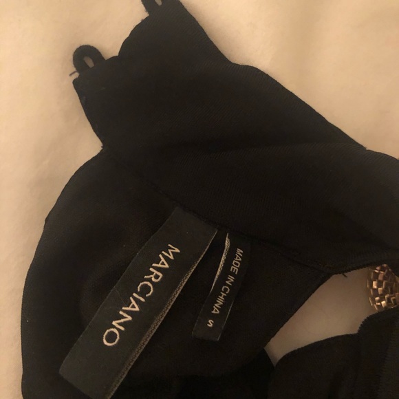 Sleeveless Marciano top 💕 - Picture 5 of 5